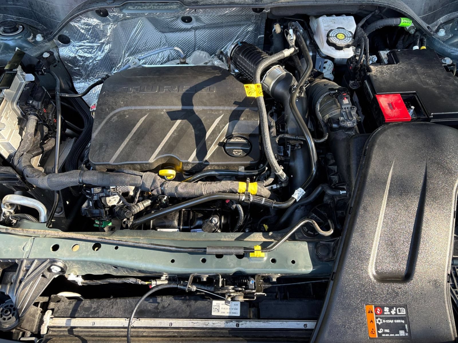 Used 2025 Chevrolet Trax LT FWD image 30
