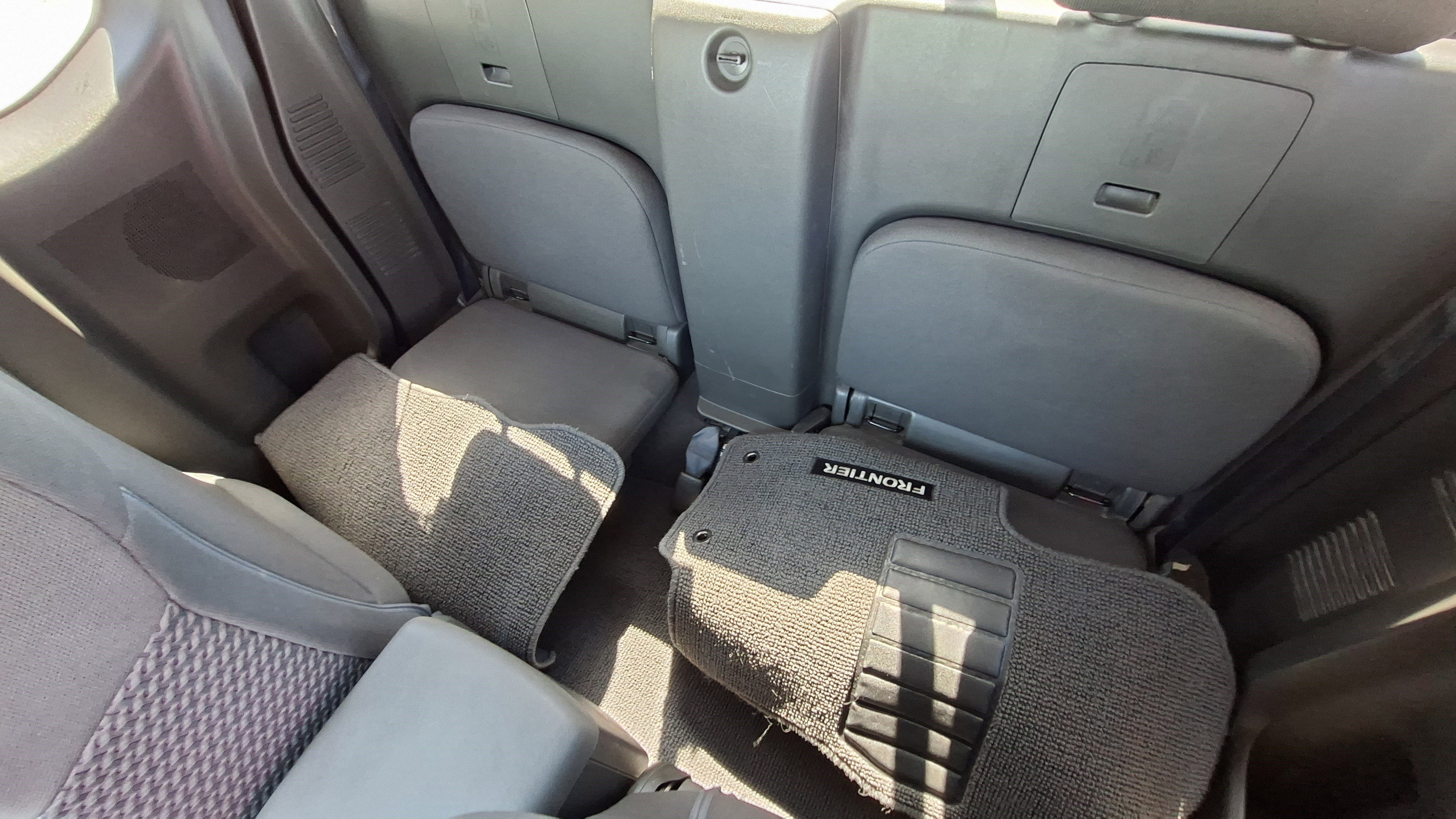 Used 2019 Nissan Frontier SV image 18