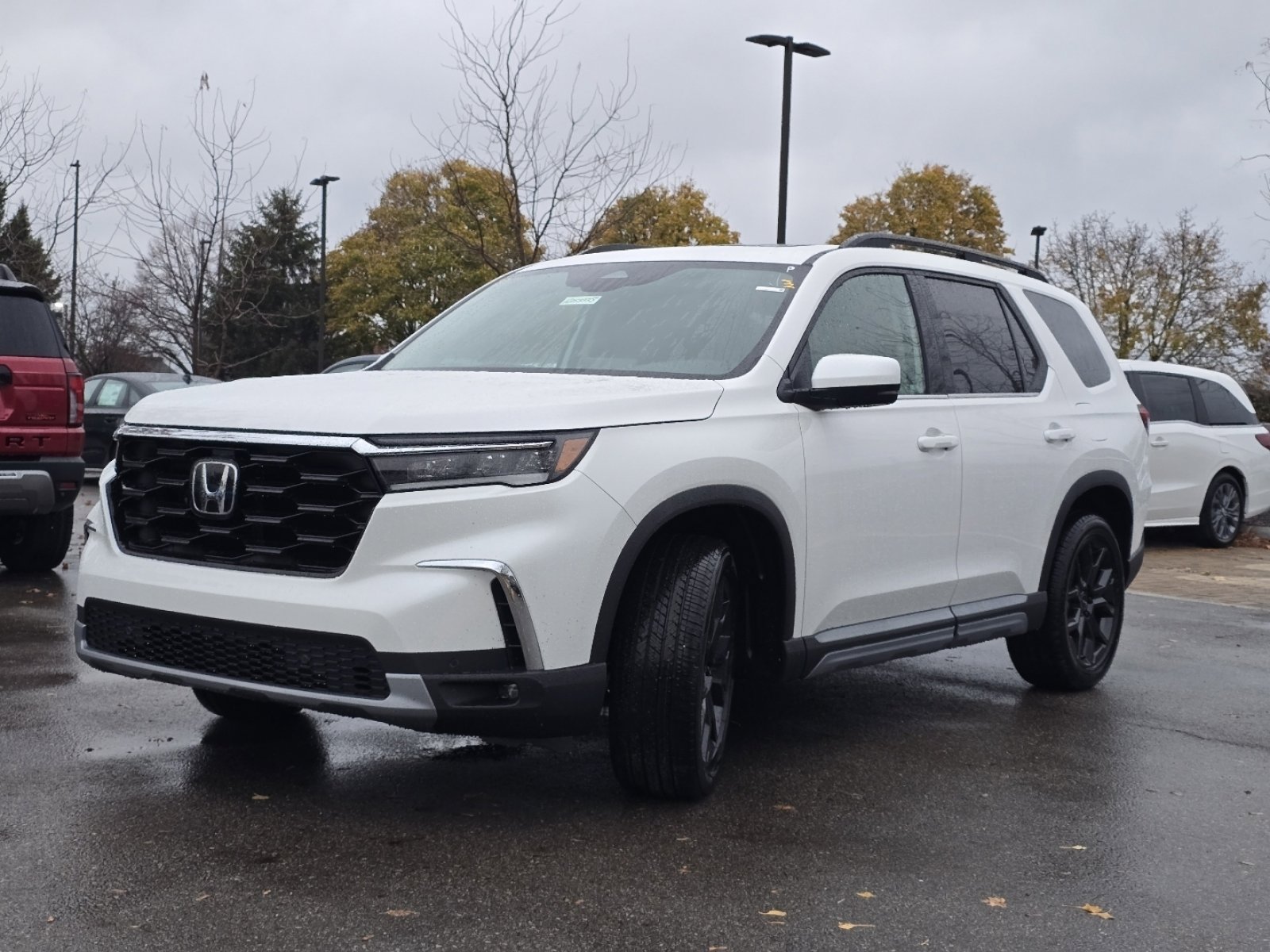 New 2025 Honda Pilot Touring image 16