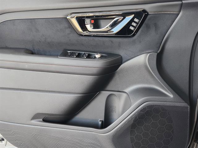 New 2025 Subaru Forester Touring image 17