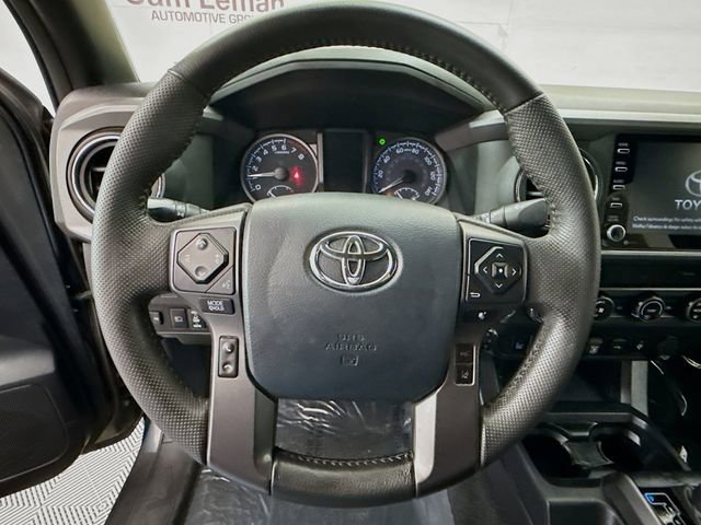 Used 2020 Toyota Tacoma TRD Off-Road image 11