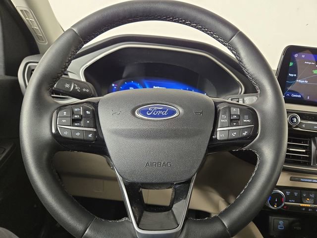 Used 2022 Ford Escape SEL w/ Technology Package image 21