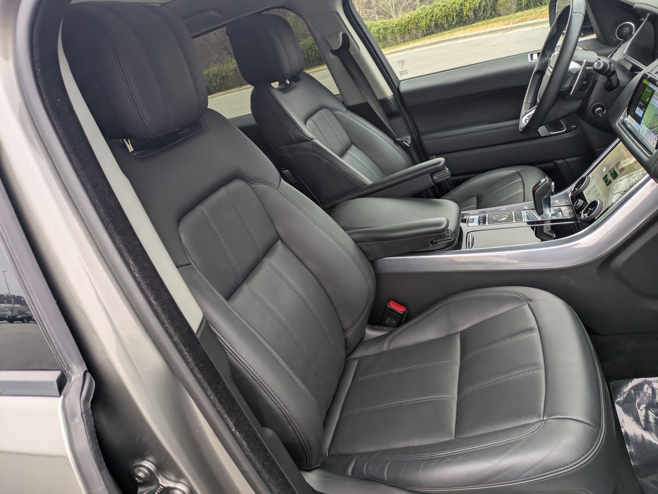 Certified 2022 Land Rover Range Rover Sport HSE Dynamic image 30