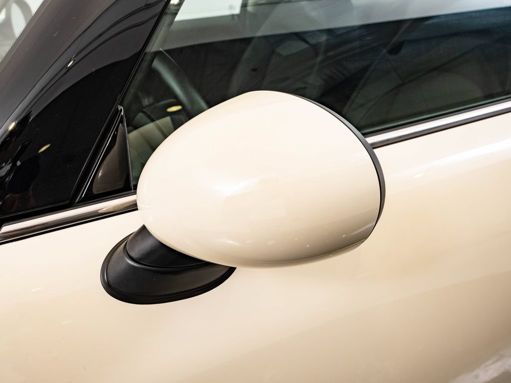 Used 2018 MINI Cooper 2-Door Hardtop FWD image 15
