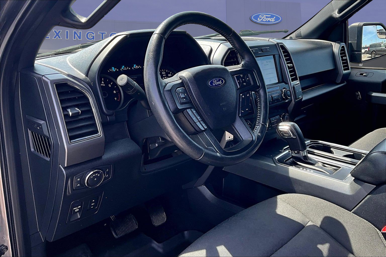 Certified 2019 Ford F150 XLT w/ Equipment Group 302A Luxury AWD/4WD image 18