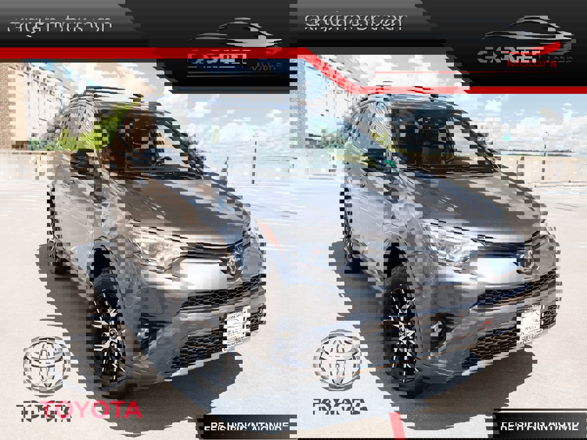 Used 2018 Toyota RAV4 SE