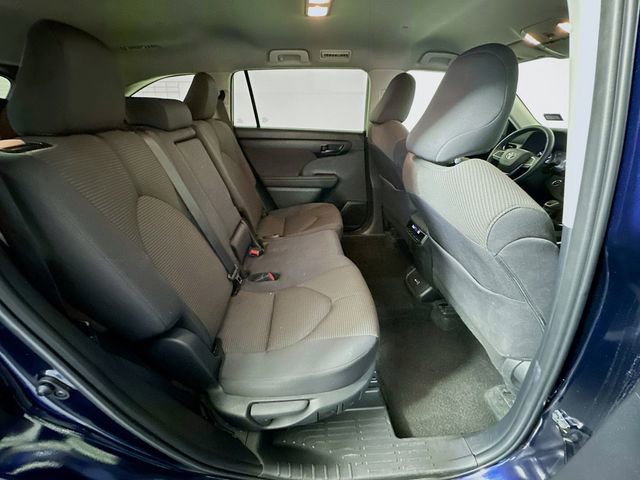 Certified 2025 Toyota Highlander LE image 27