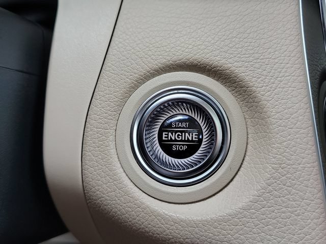 Used 2022 Mercedes-Benz GLC 300 image 32