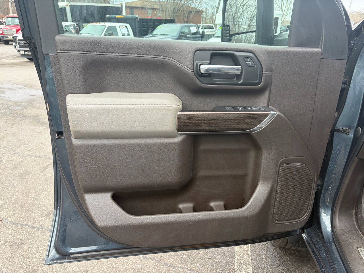 Used 2020 Chevrolet Silverado 2500 LT w/ Fleet Comfort Package image 19