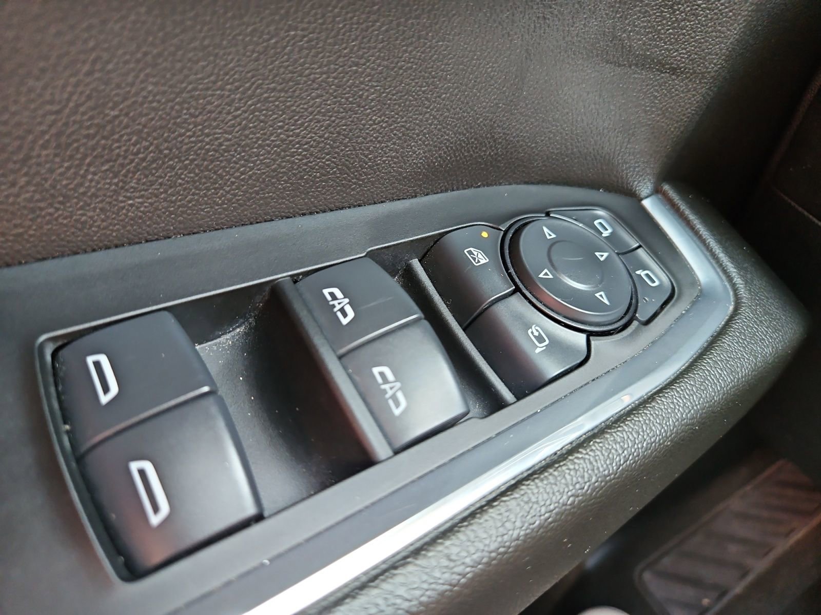 Used 2025 GMC Sierra 1500 SLT image 21