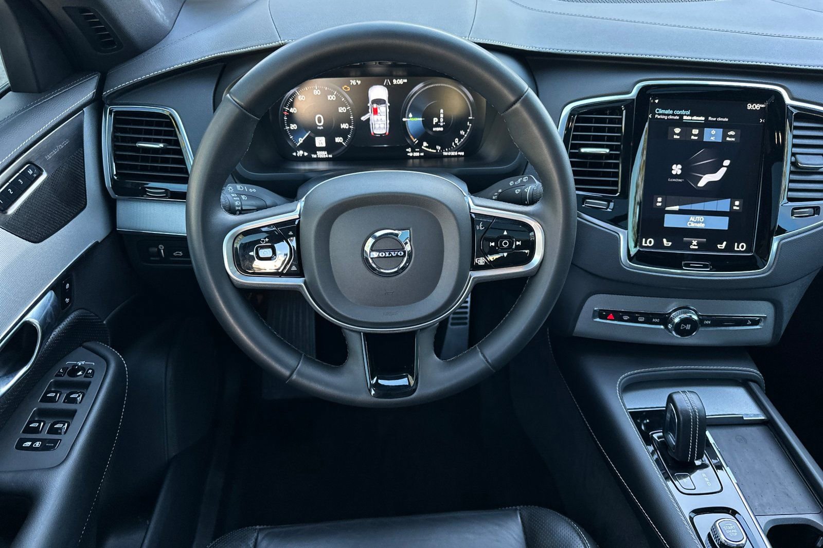 Used 2022 Volvo XC90 T8 R-Design w/ Advanced Package image 14