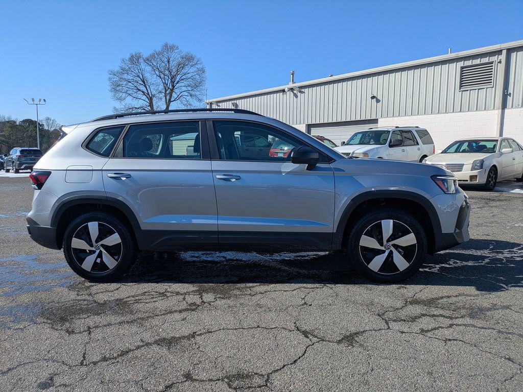 New 2026 Volkswagen Taos S image 3