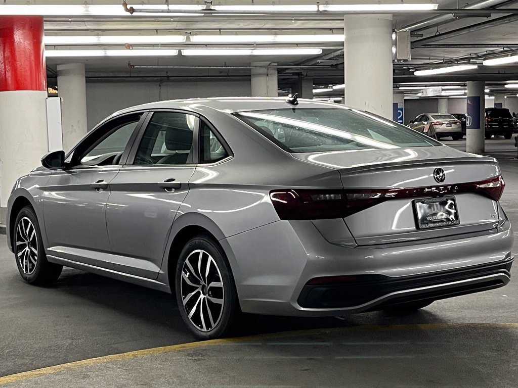 New 2027 Volkswagen Jetta SE FWD image 4