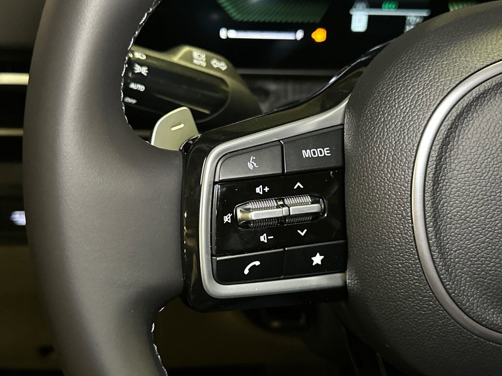 New 2026 Kia Carnival LXS FWD image 19