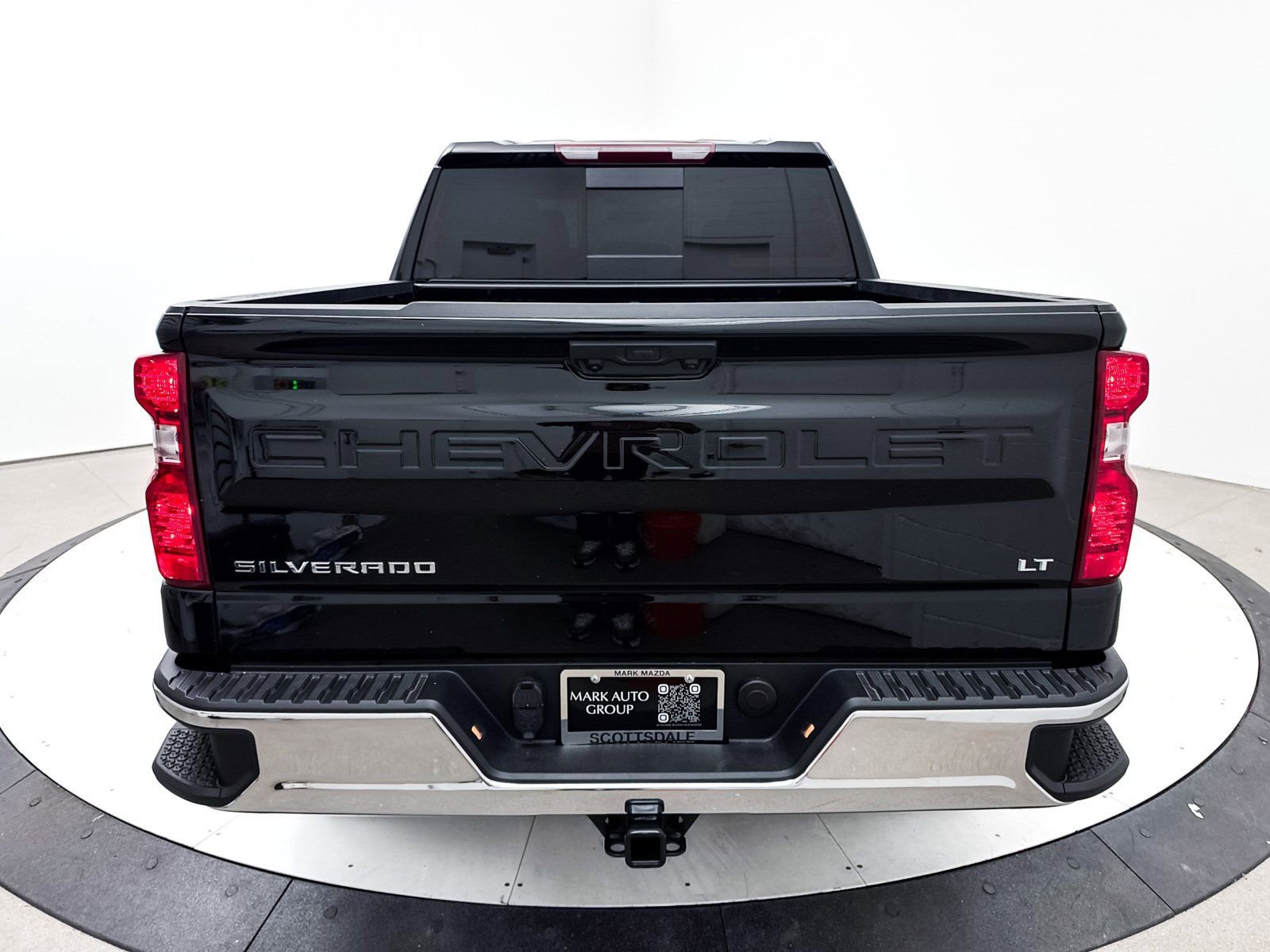 Used 2025 Chevrolet Silverado 1500 LT w/ Convenience Package II image 17