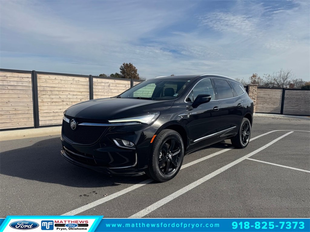 Used 2023 Buick Enclave Essence w/ Experience Buick Package image 1