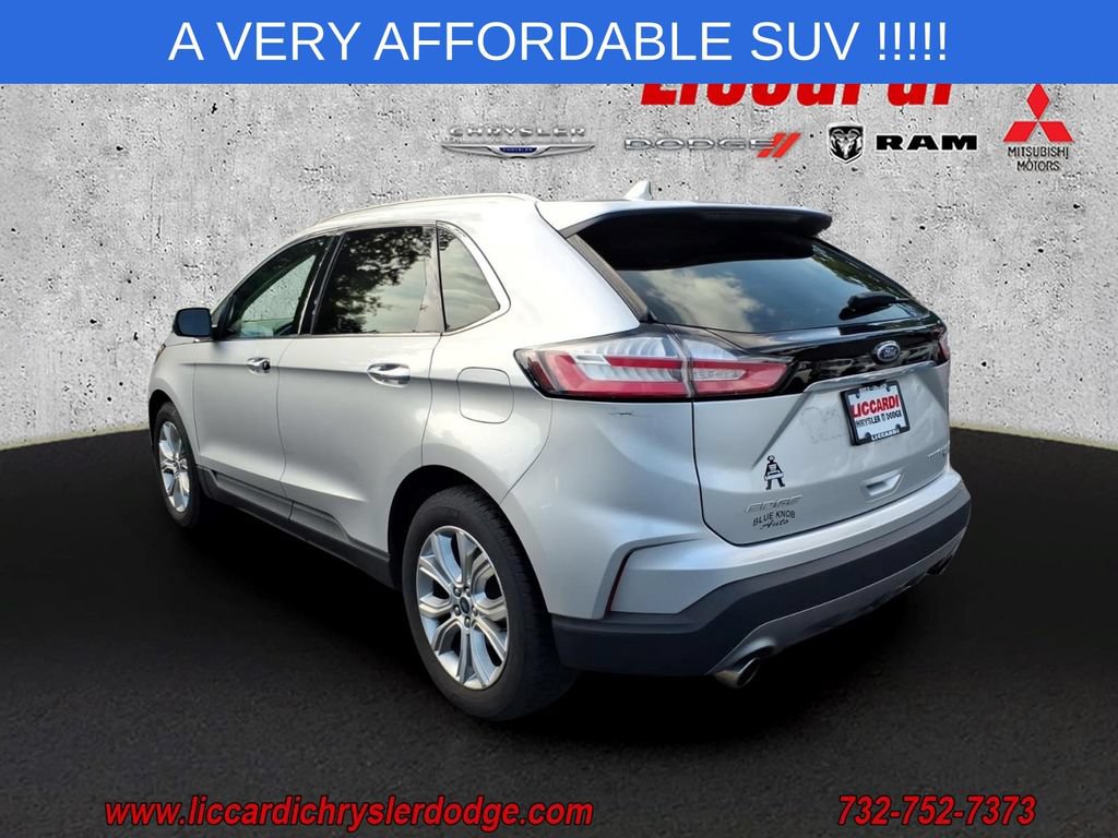 Used 2019 Ford Edge Titanium AWD/4WD image 4