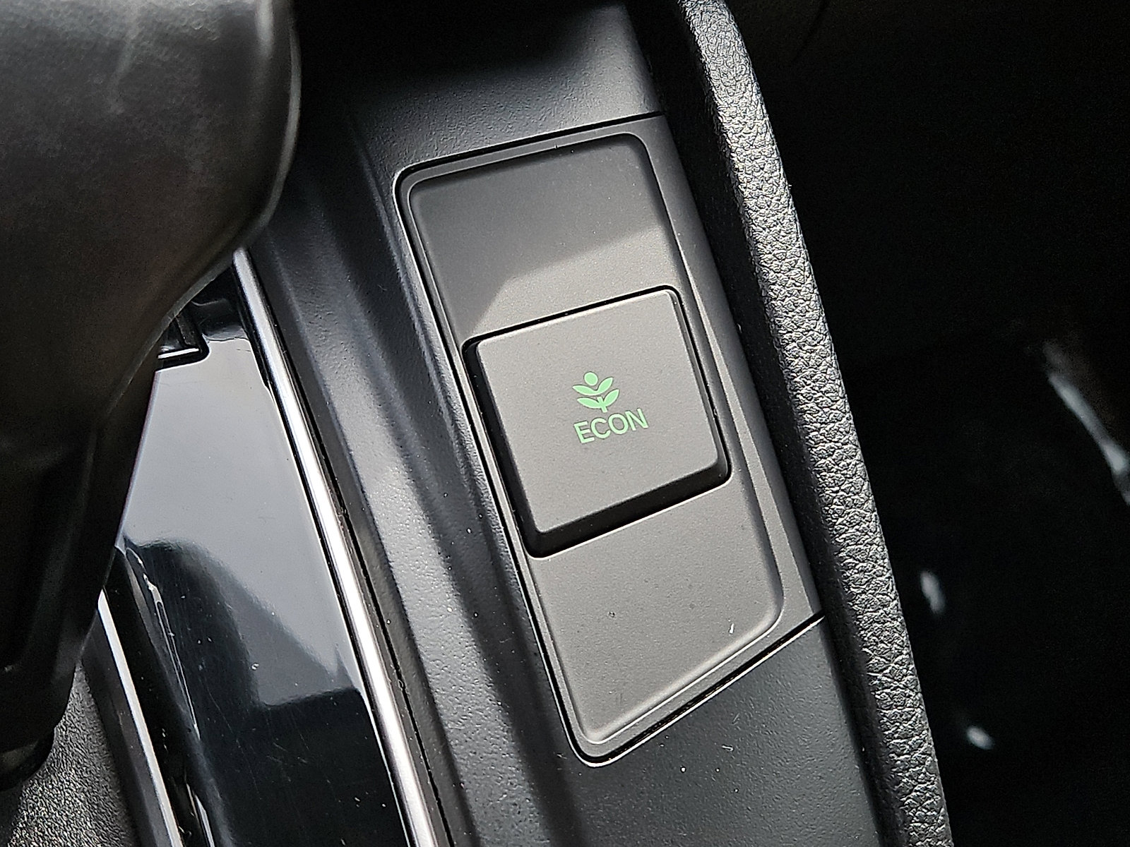 Used 2018 Honda CR-V EX-L image 24