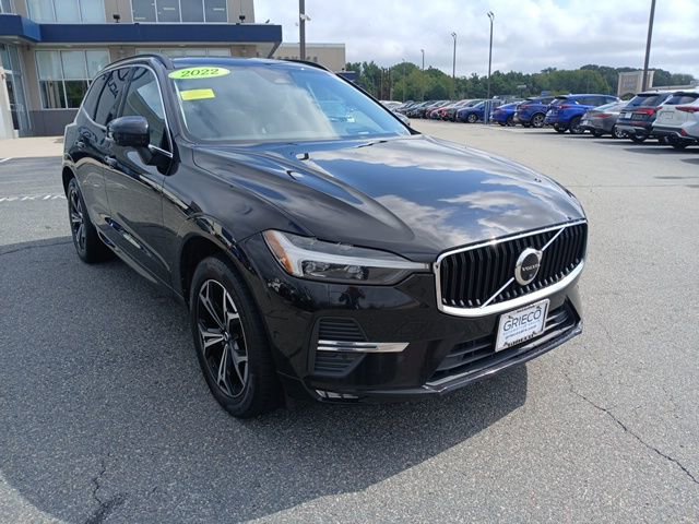 Used 2022 Volvo XC60 B5 Momentum w/ Advanced Package