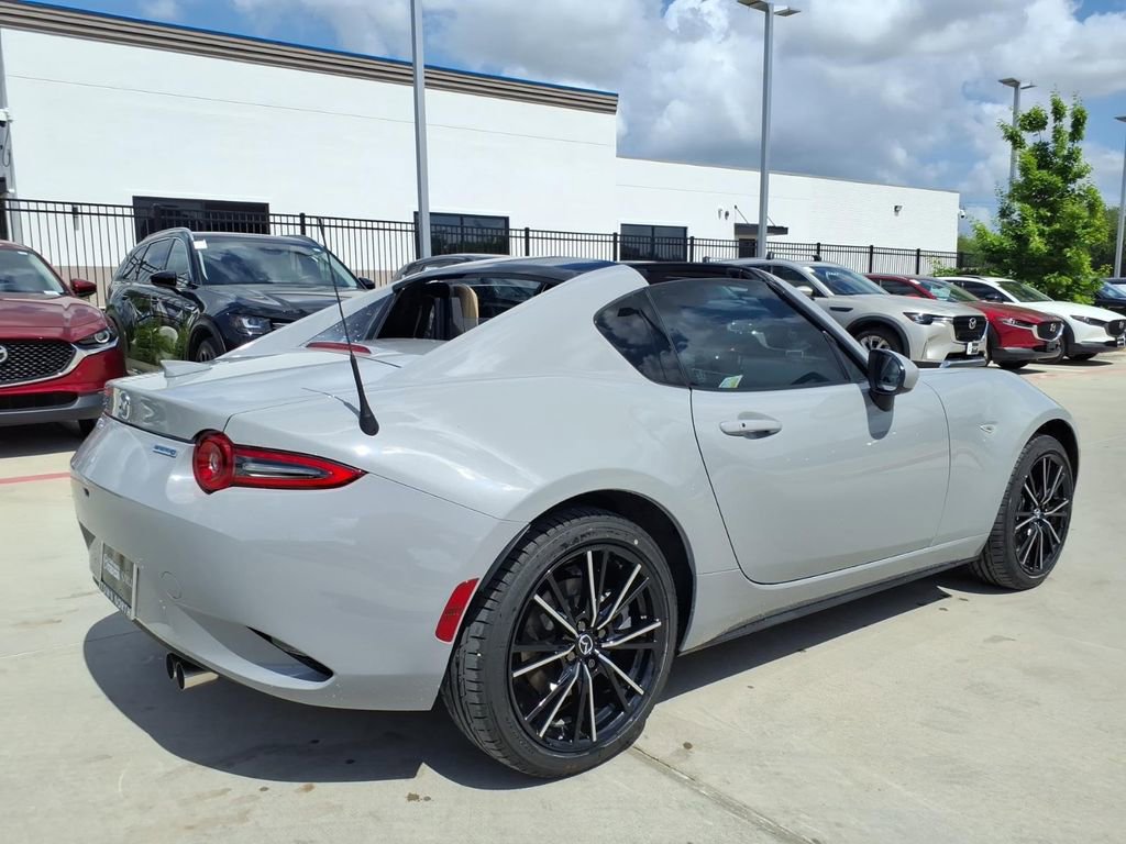 New 2026 MAZDA MX-5 Miata RF Grand Touring RWD image 3