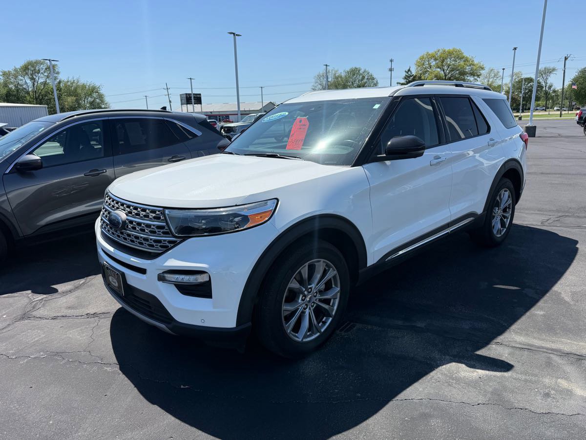 Used 2022 Ford Explorer Limited w/ Equipment Group 301A AWD/4WD image 1