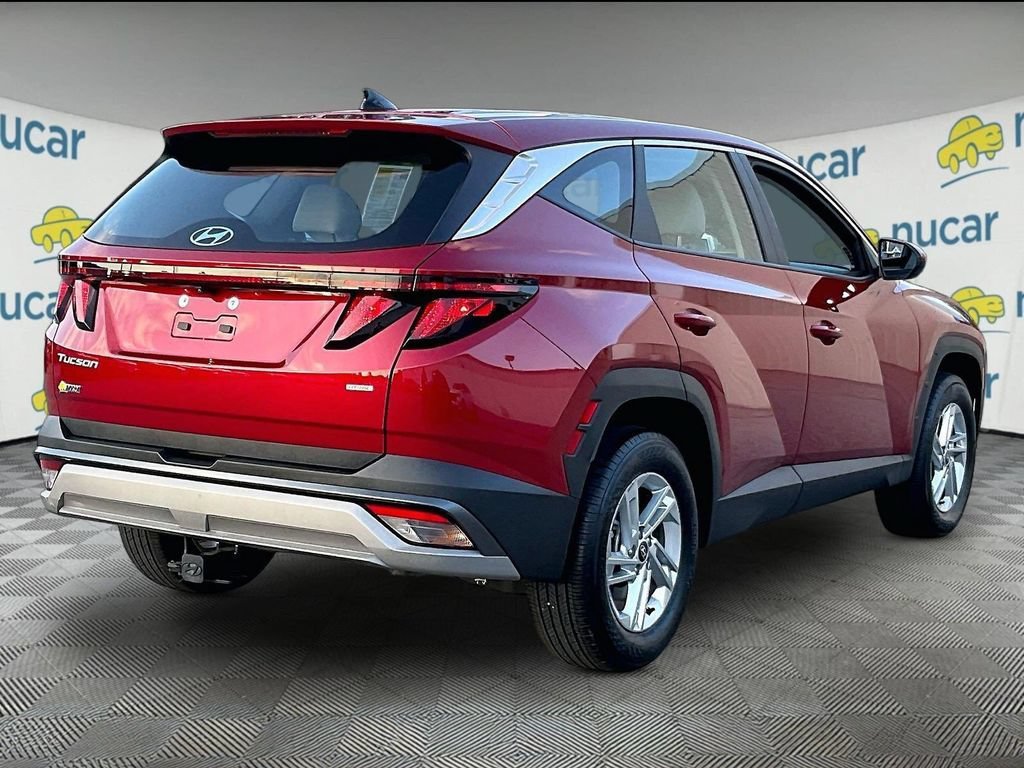 Used 2025 Hyundai Tucson SE AWD/4WD image 6