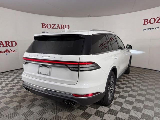 Used 2023 Lincoln Aviator Reserve w/ Equipment Group 201A AWD/4WD image 8