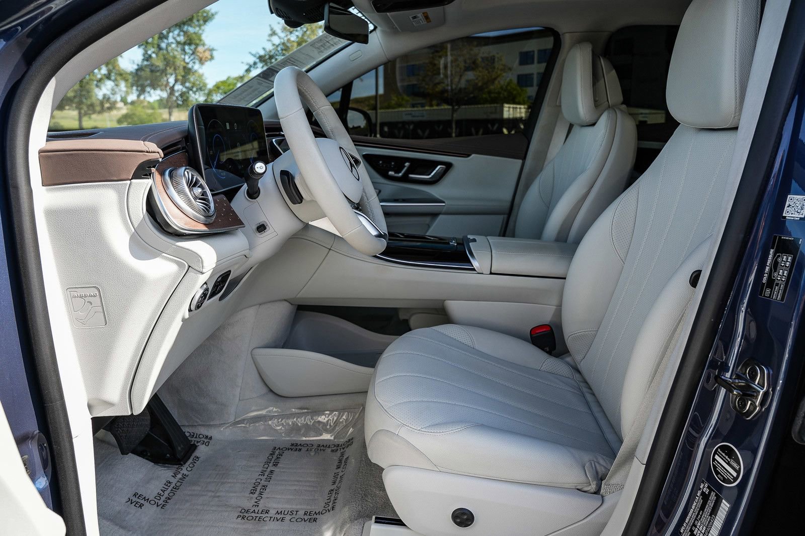 Certified 2023 Mercedes-Benz EQE 350+ 4MATIC SUV image 17