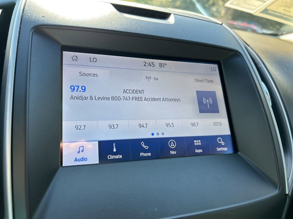 Used 2020 Ford Edge SEL w/ Cold Weather Package image 32