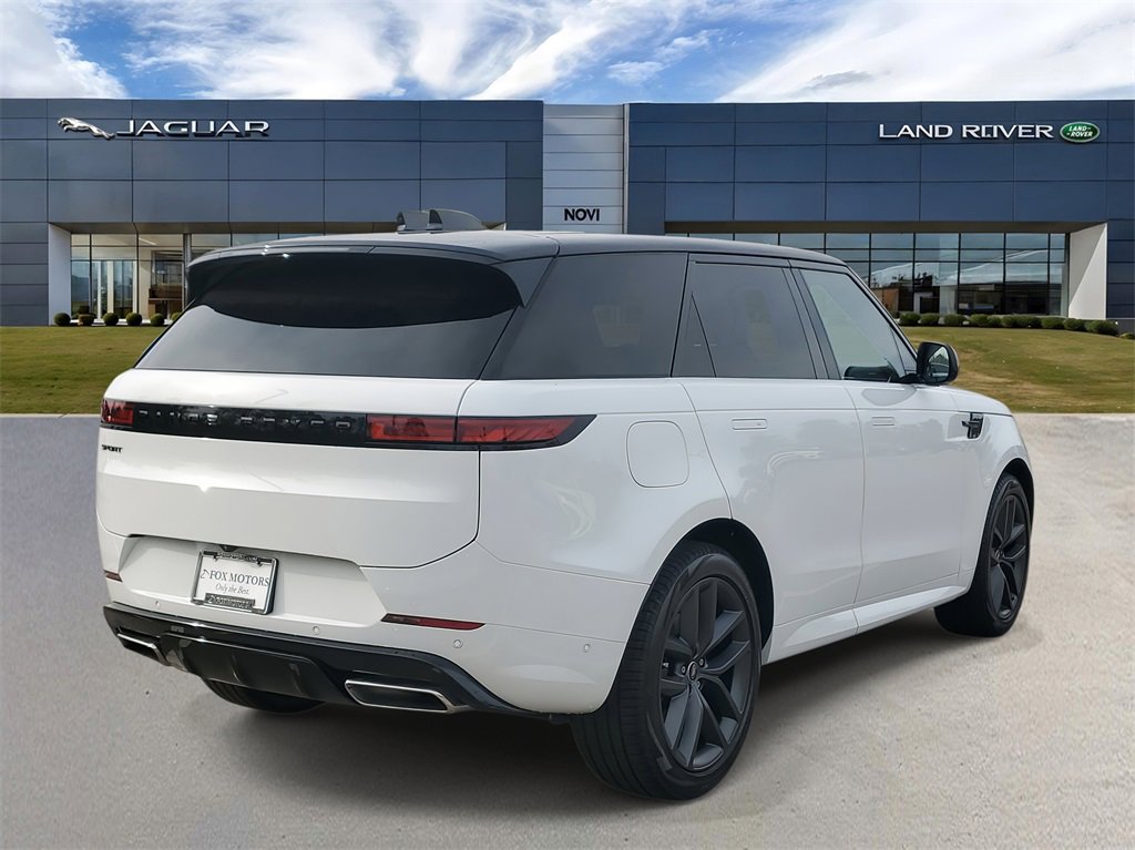 New 2025 Land Rover Range Rover Sport Dynamic SE image 3