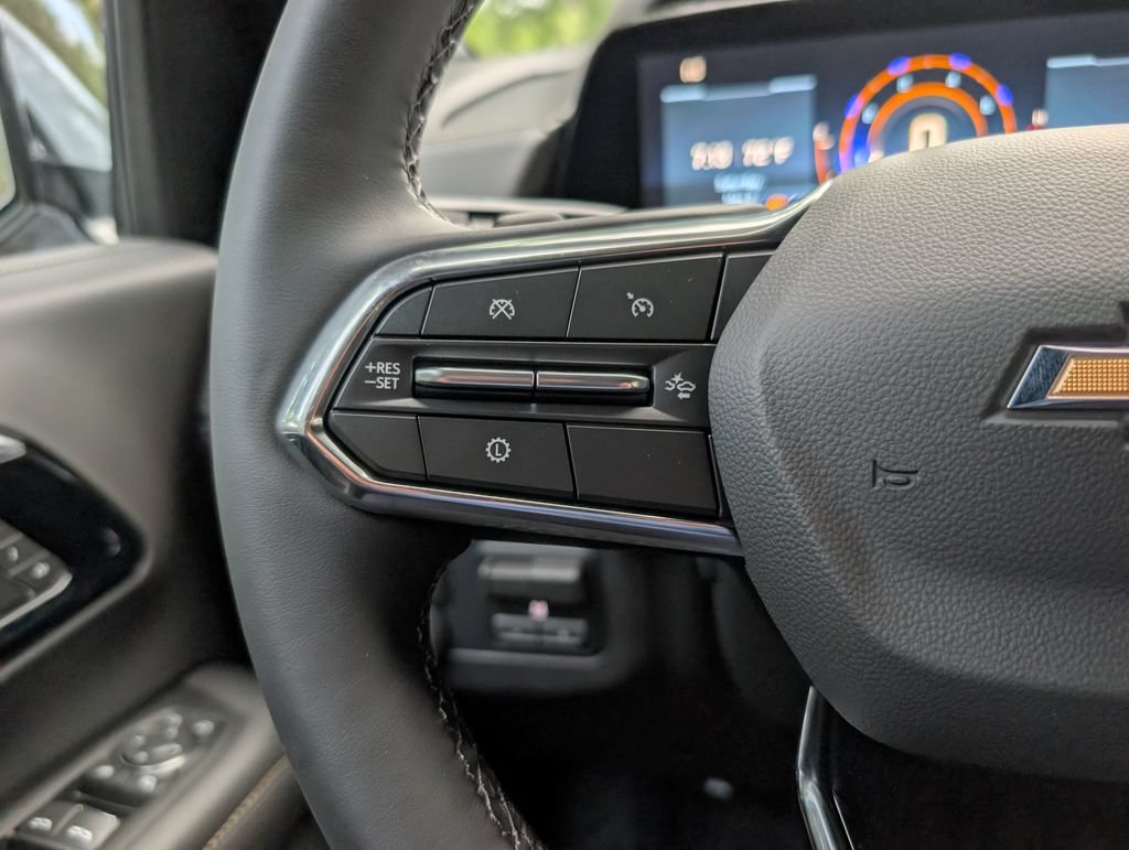 New 2027 Chevrolet Bolt RS FWD image 19
