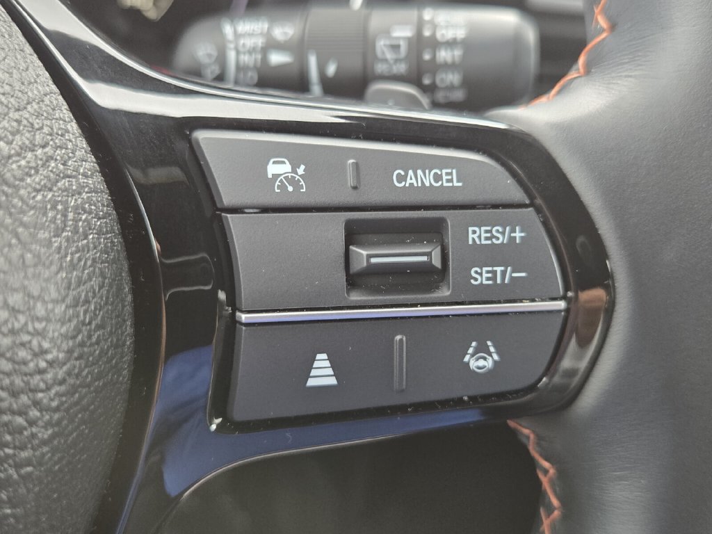 Certified 2025 Honda Pilot Sport image 24