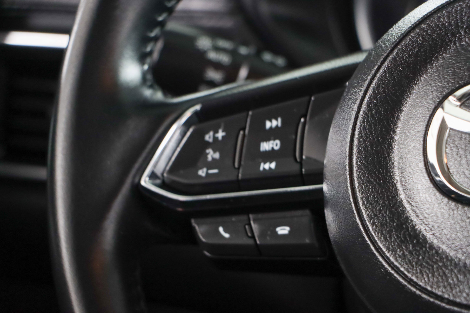 Used 2019 MAZDA CX-5 Touring image 13