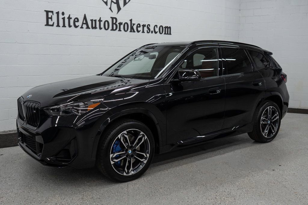 Used 2024 BMW X1 w/ M Sport Line w/ Premium Package image 40