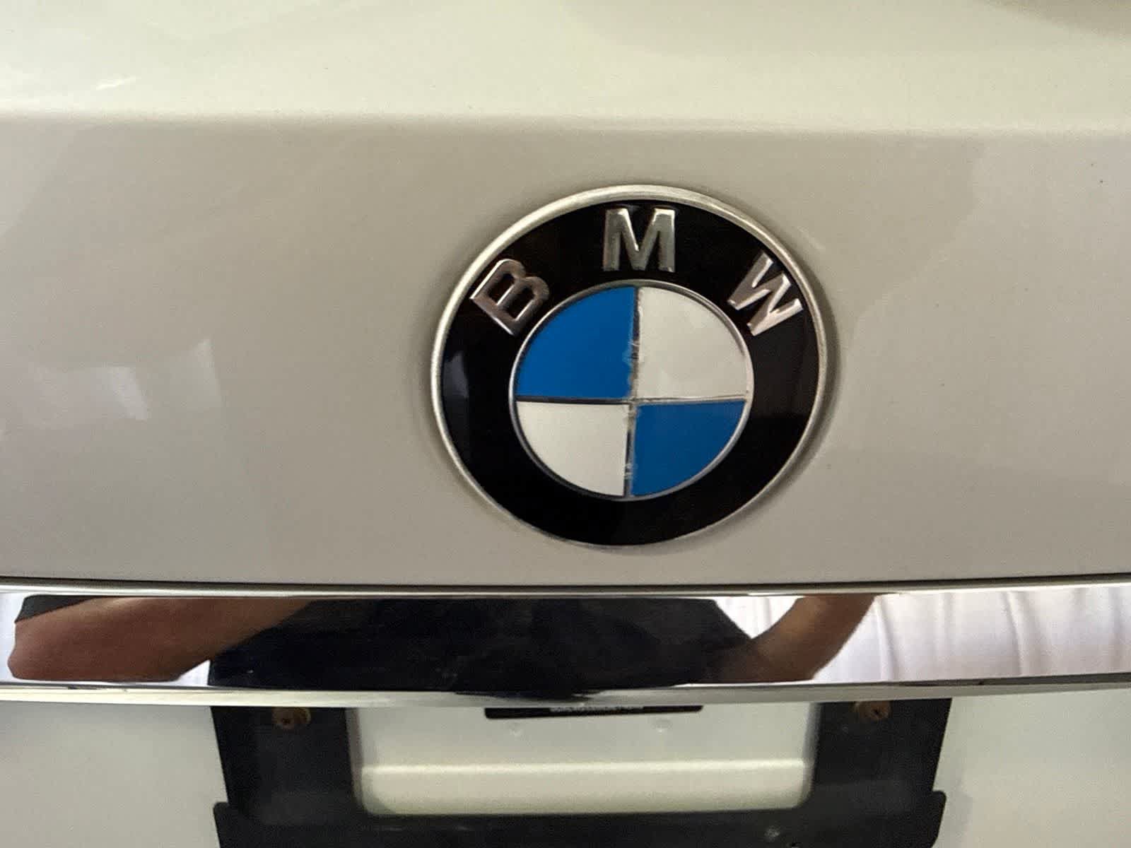 Used 2020 BMW X7 xDrive40i w/ Premium Package AWD/4WD image 13