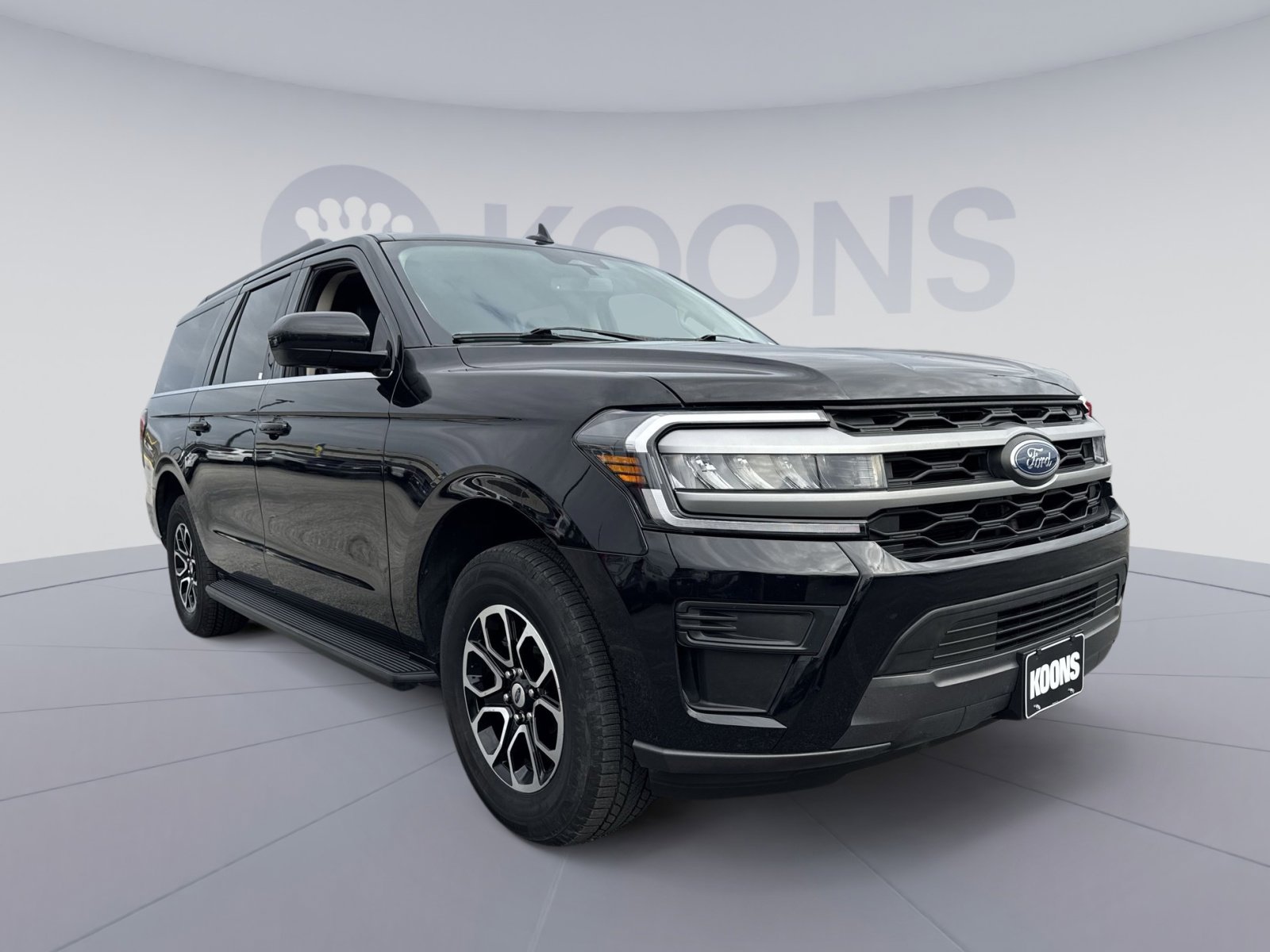 Used 2024 Ford Expedition Max XLT image 10