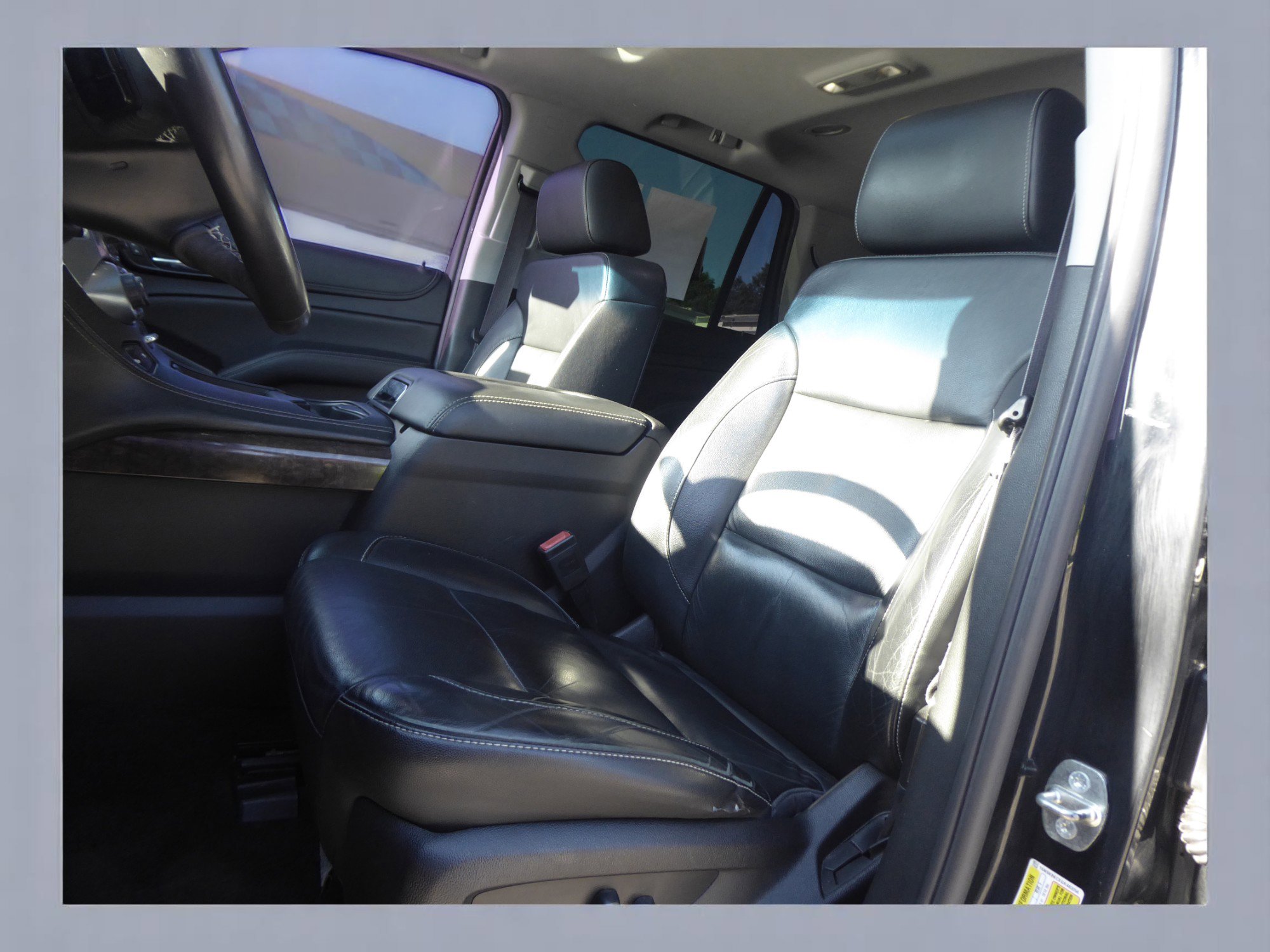 Used 2016 Chevrolet Tahoe LT w/ Luxury Package image 15