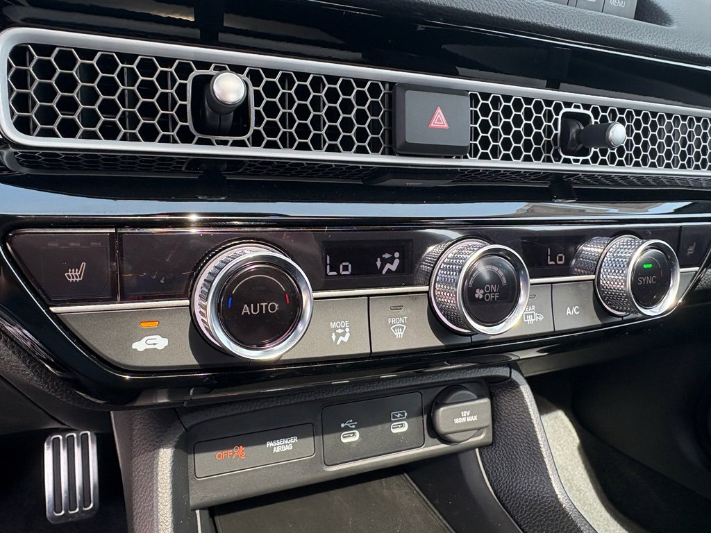 Certified 2025 Honda Civic Sport image 18