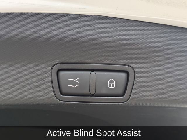 Used 2023 Alfa Romeo Stelvio Veloce image 14