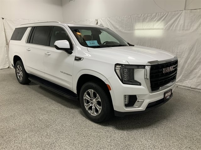 Used 2022 GMC Yukon XL SLE w/ Max Trailering Package image 5
