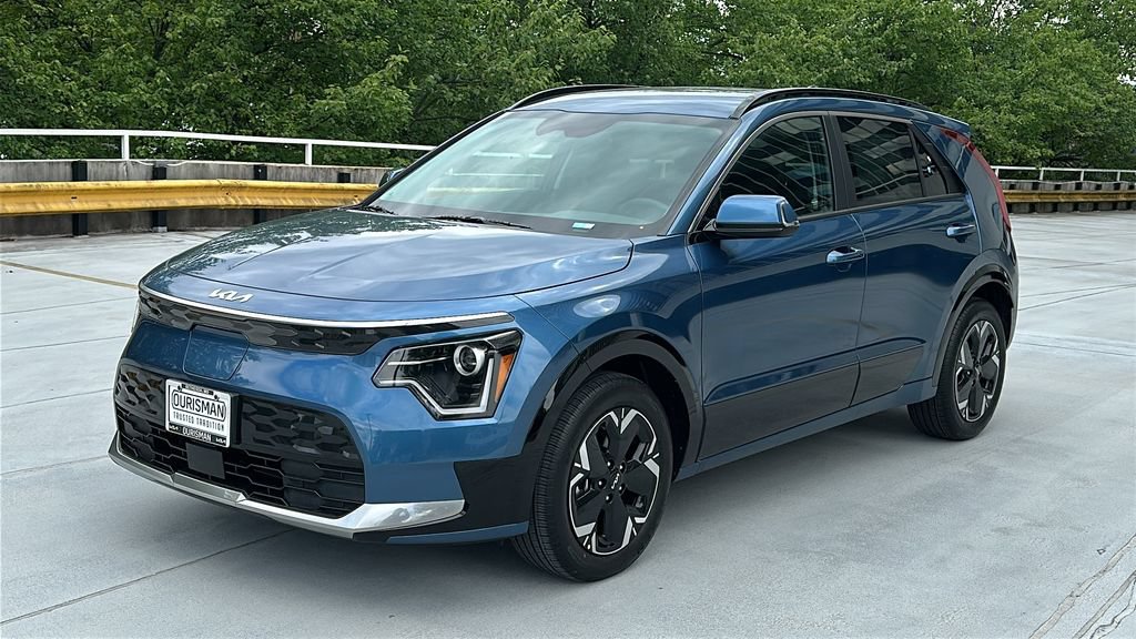New 2026 Kia Niro Wind FWD image 2