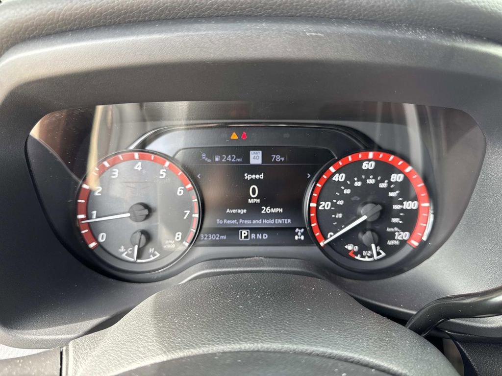 Used 2023 Nissan Titan PRO-4X image 39