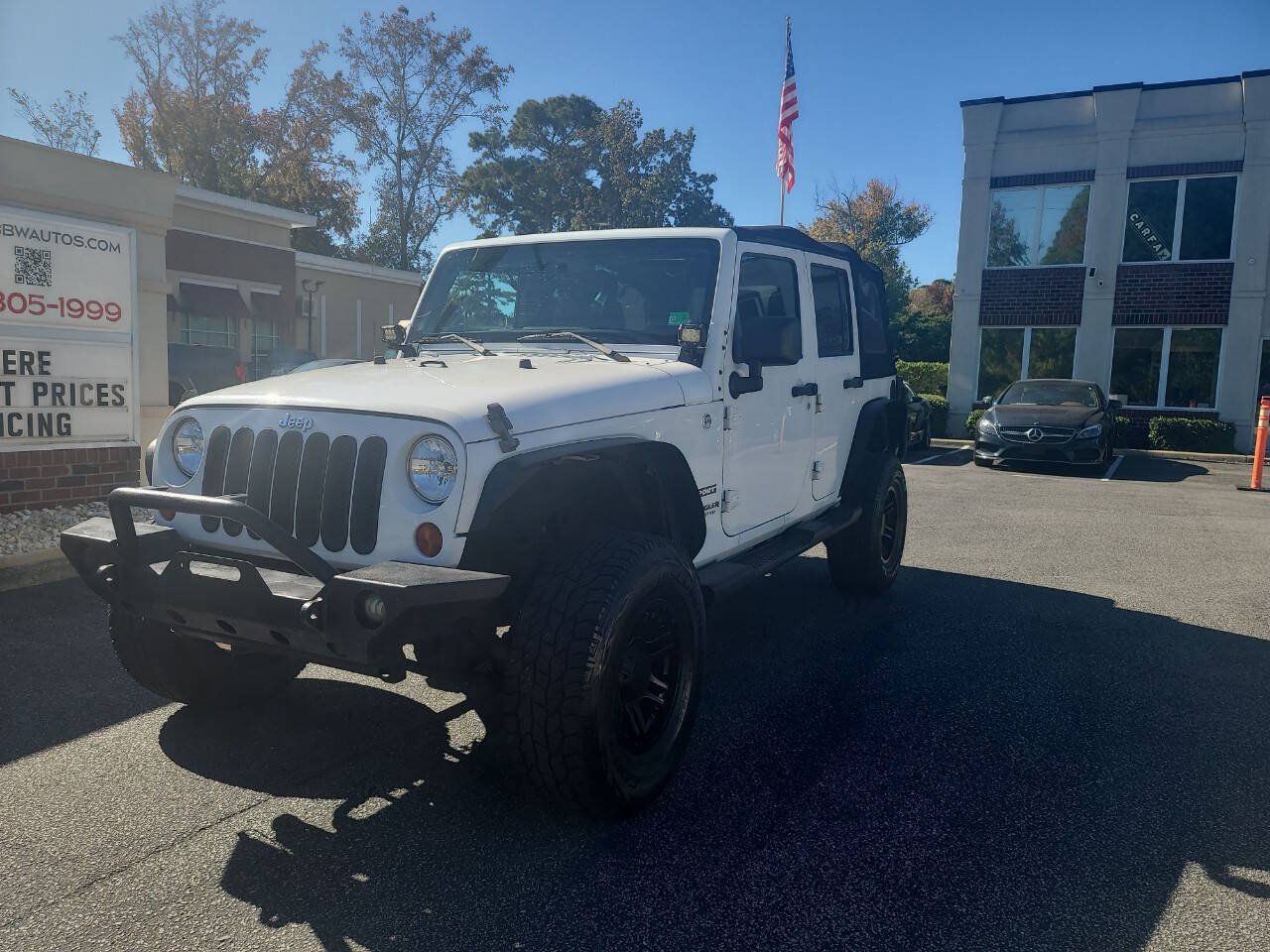Used 2013 Jeep Wrangler Unlimited Sport AWD/4WD image 3