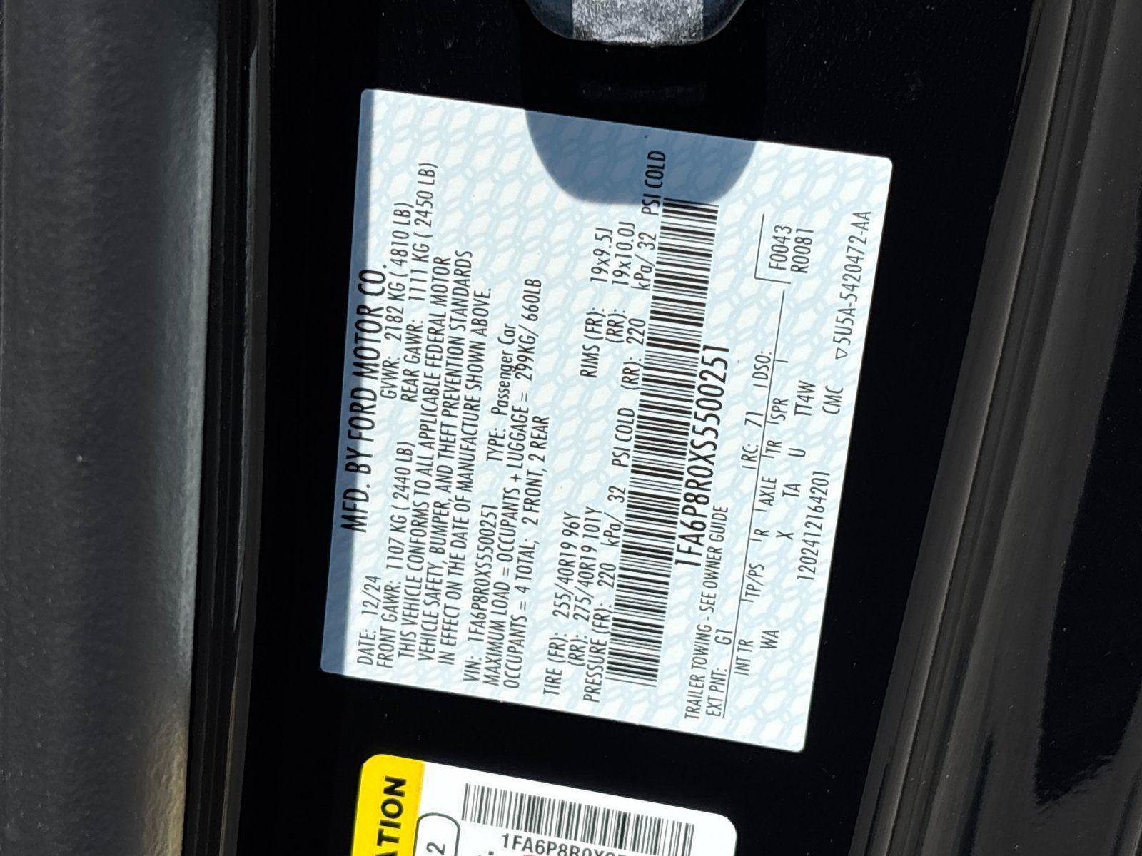 Used 2025 Ford Mustang Dark Horse RWD image 12