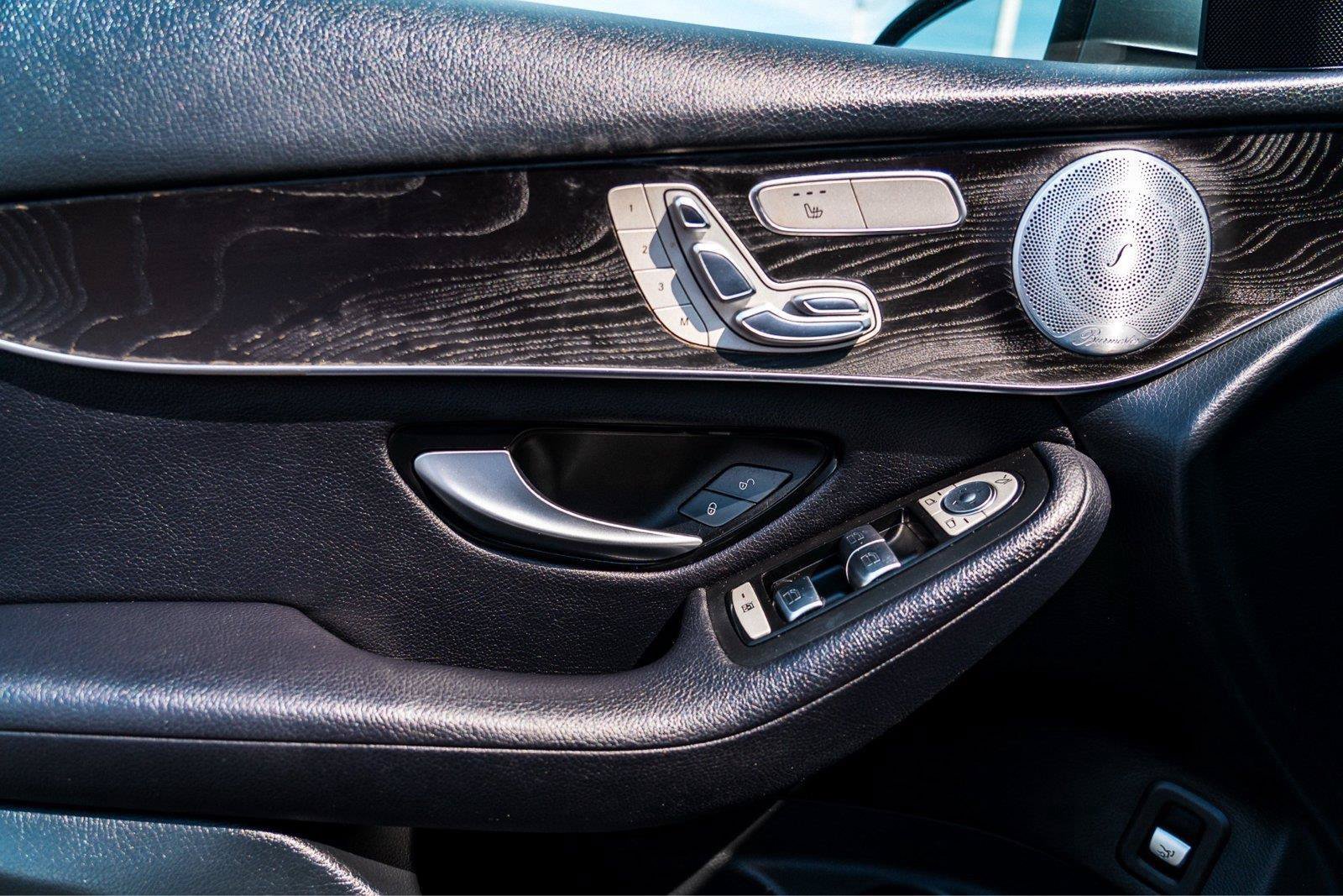 Used 2018 Mercedes-Benz GLC 300 4MATIC Coupe image 18