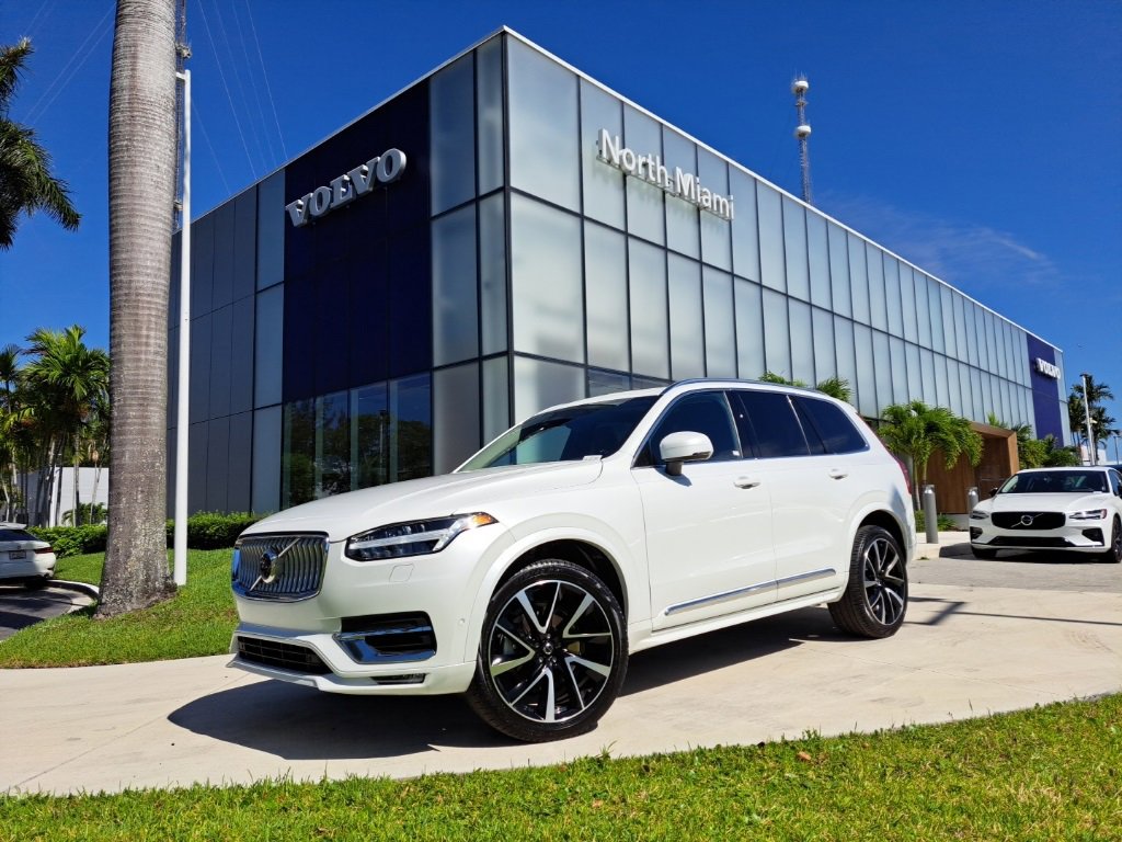Used 2023 Volvo XC90 B6 Plus w/ Protection Package Premier