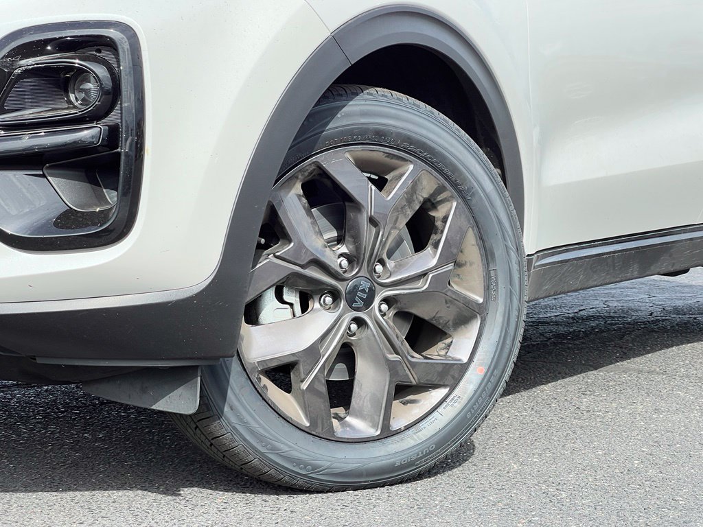 Certified 2022 Kia Sportage Nightfall Edition AWD/4WD image 2