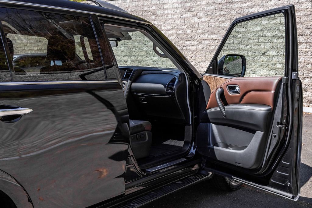 Used 2021 INFINITI QX80 Premium Select w/ All-Season Package image 14