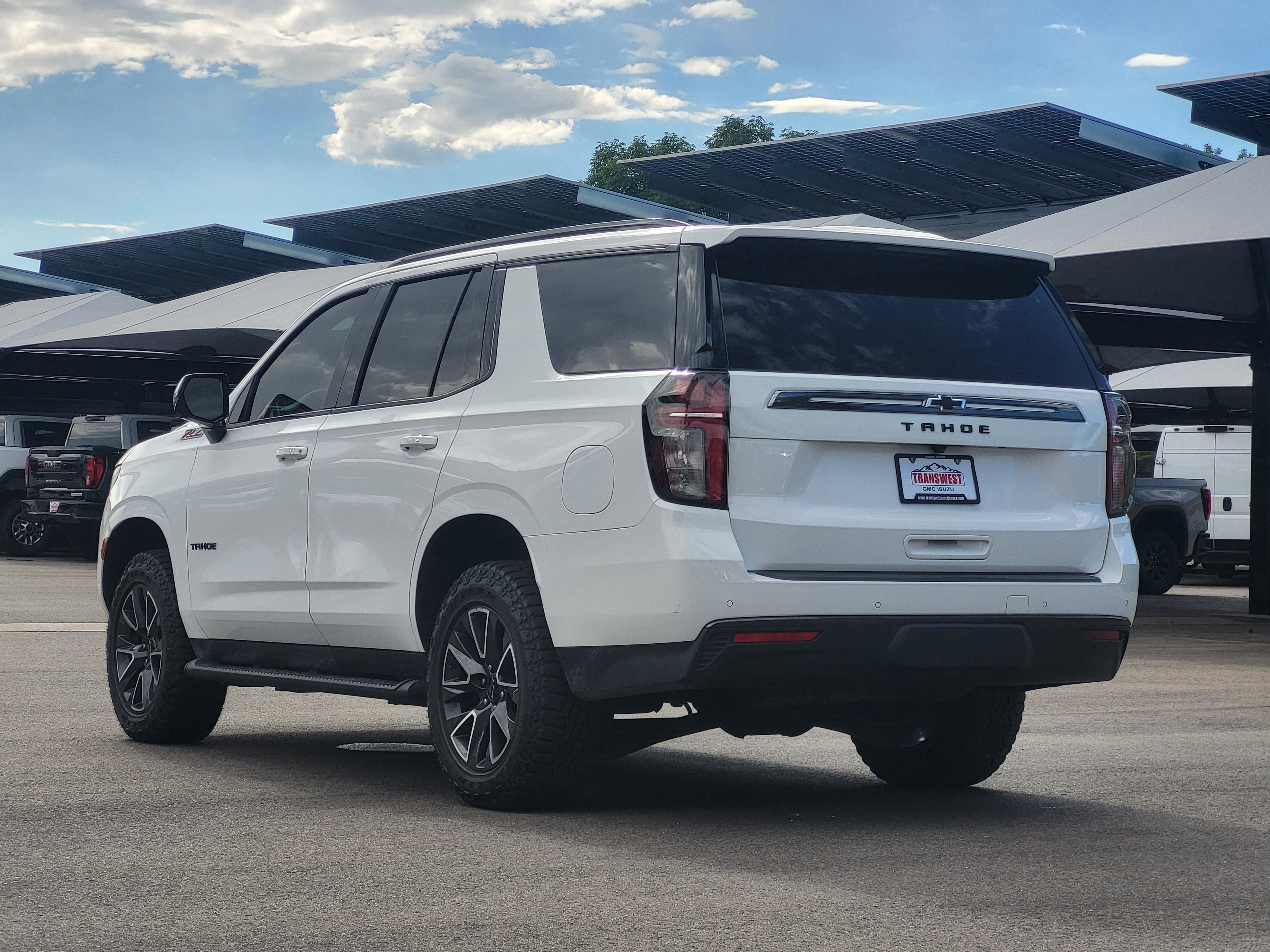 Used 2021 Chevrolet Tahoe Z71 w/ Z71 Off-Road Package AWD/4WD image 5