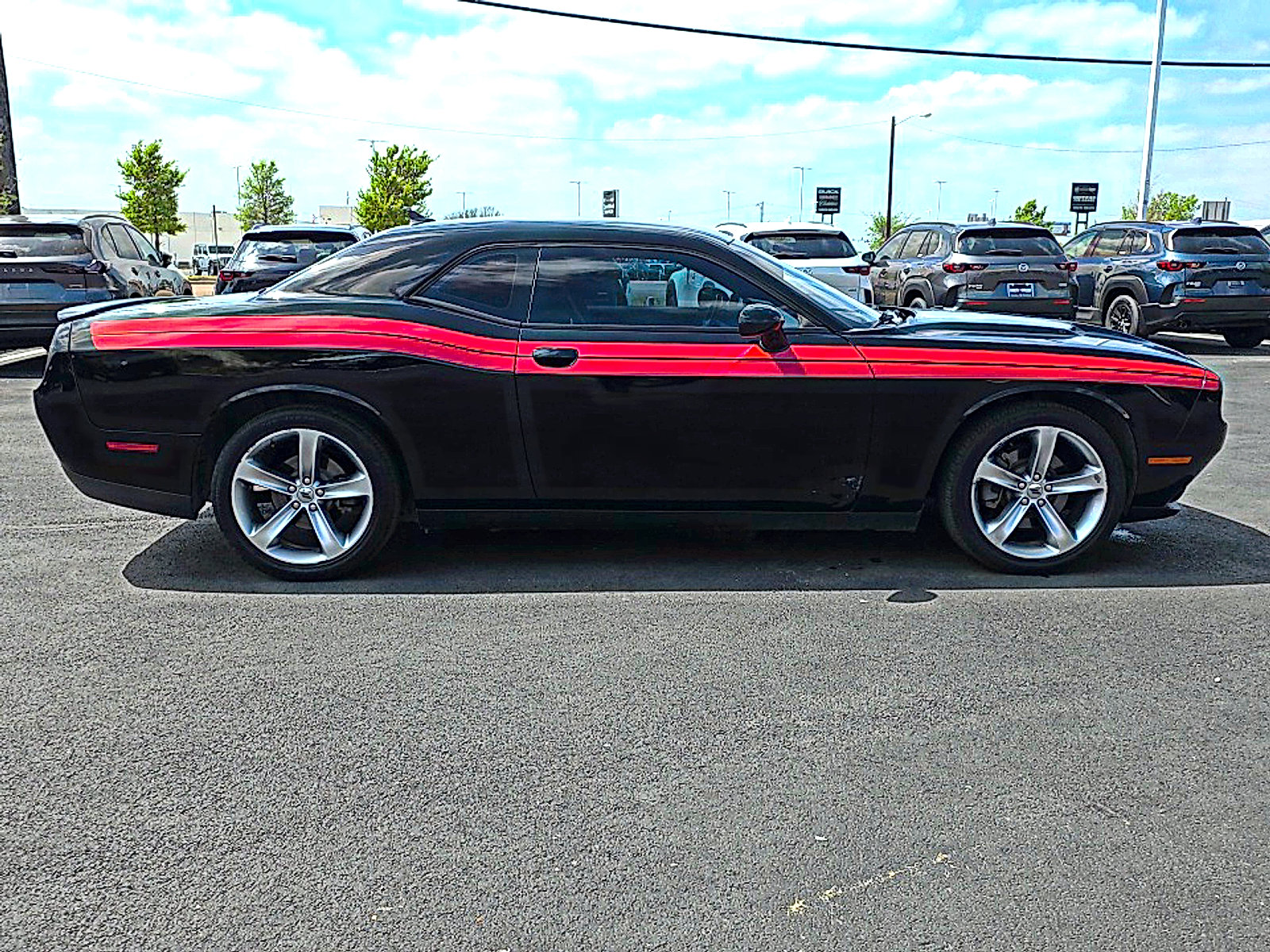 Used 2017 Dodge Challenger SXT w/ Super Sport Group (SS/T) image 5